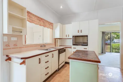 Property photo of 48 North Road Brighton QLD 4017