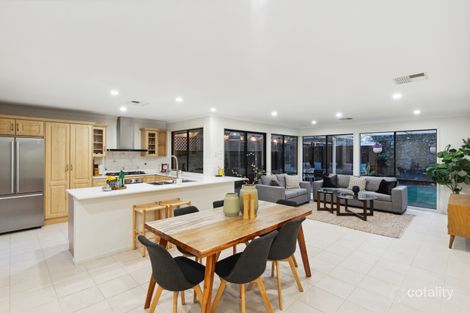 Property photo of 30 Lakeside Circuit Northgate SA 5085
