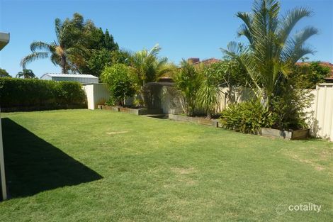 Property photo of 20 Crusader Drive Thornlie WA 6108