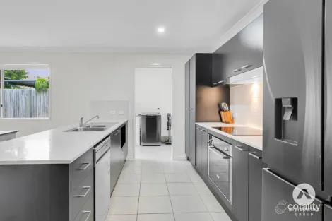 Property photo of 20 Trailblazer Drive Flagstone QLD 4280