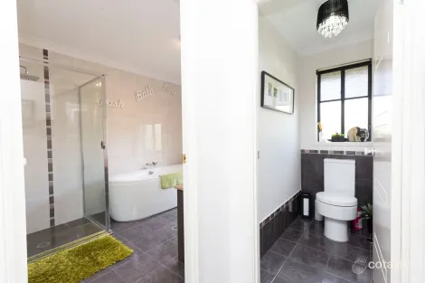 Property photo of 4 Captains Cove Tea Gardens NSW 2324