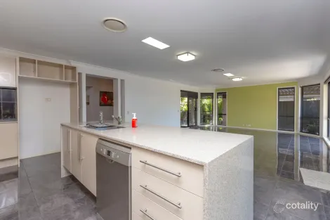 Property photo of 4 Captains Cove Tea Gardens NSW 2324