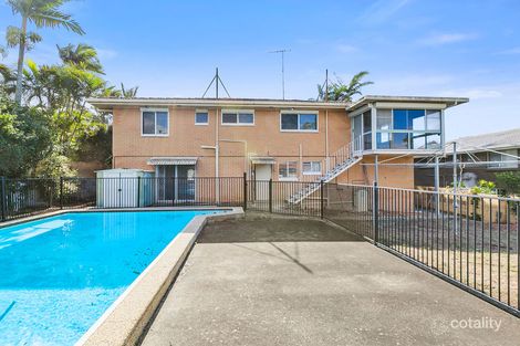 Property photo of 102 Greenmeadow Road Mansfield QLD 4122