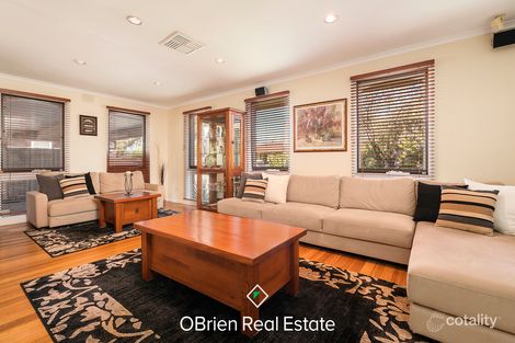 Property photo of 1 Golding Court Springvale South VIC 3172