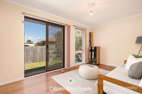 Property photo of 1 Golding Court Springvale South VIC 3172