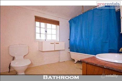 Property photo of 131 Grovely Terrace Mitchelton QLD 4053