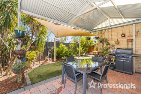 Property photo of 17 Anfield Crescent Aveley WA 6069