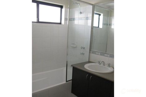 Property photo of 4 Kelso Close Sinagra WA 6065