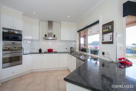 Property photo of 15 Vernon Close New Gisborne VIC 3438