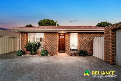 2/14 Scotsburn Gr, Werribee, VIC 3030
