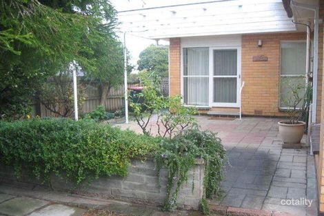 Property photo of 21 Amber Grove Mount Waverley VIC 3149
