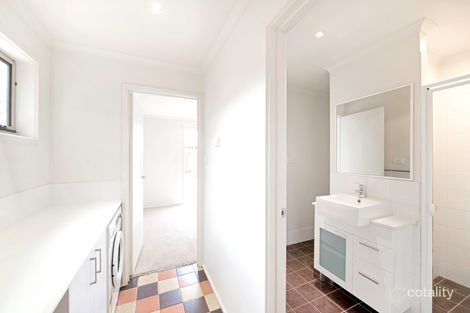 Property photo of 297B Anthony Rolfe Avenue Gungahlin ACT 2912
