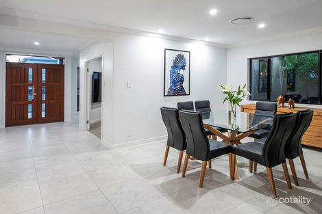 Property photo of 2827 Gracemere Circuit East Hope Island QLD 4212