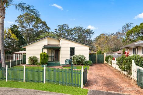 8 CARR PL, BRADBURY, NSW 2560