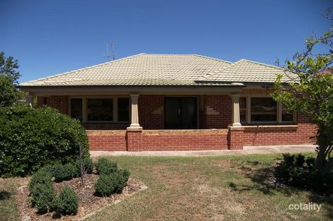 100 Neale St, Kennington, VIC 3550
