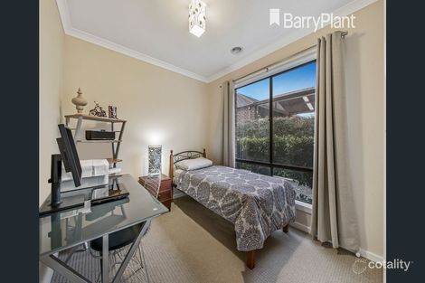 Property photo of 19 Kinnear Avenue Tarneit VIC 3029