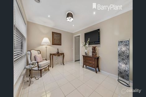 Property photo of 19 Kinnear Avenue Tarneit VIC 3029