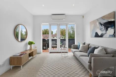 Property photo of 13/89 Ormond Road Elwood VIC 3184