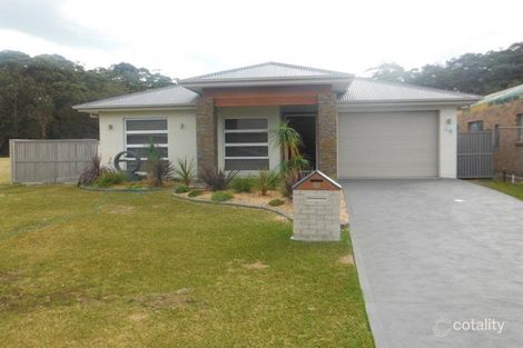 Property photo of 18 John Penn Drive Tomakin NSW 2537