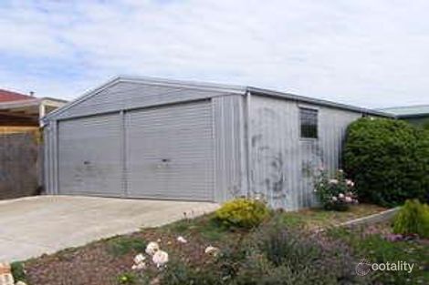 Property photo of 28 Jacksons Road Narre Warren VIC 3805