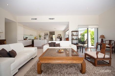 Property photo of 1041 Lakeview Terrace Benowa QLD 4217
