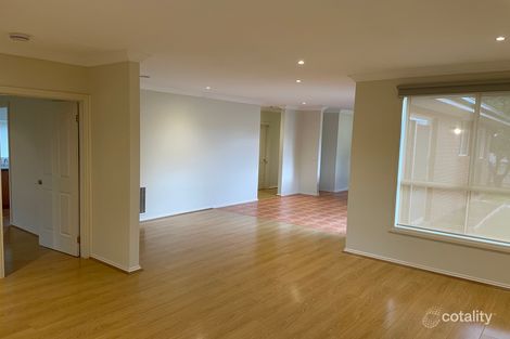 Property photo of 28 Strabane Way Hampton Park VIC 3976