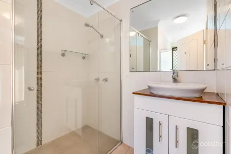 Property photo of 4/234 Pacific Parade Bilinga QLD 4225