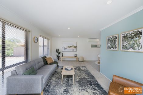 Property photo of 10 Torpy Place Jerrabomberra NSW 2619