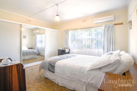 Property photo of 18 Waratah Street White Hills VIC 3550