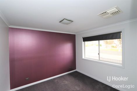 Property photo of 4 Vincent Place Inverell NSW 2360