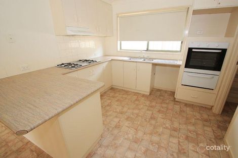 Property photo of 15 Bourkelands Drive Bourkelands NSW 2650