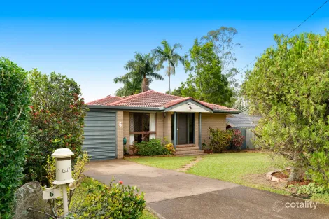 Property photo of 5 Kilkivan Avenue Kenmore QLD 4069