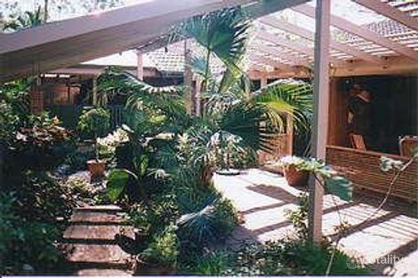 Property photo of 4 Blaxland Court Mount Ommaney QLD 4074