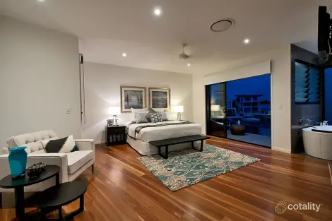 Property photo of 4 Knightsbridge Parade West Paradise Point QLD 4216
