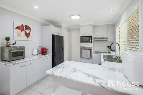 Property photo of 11 Foxdale Court Waterford West QLD 4133