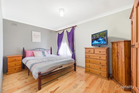 Property photo of 2 Evelyn Street Macquarie Fields NSW 2564