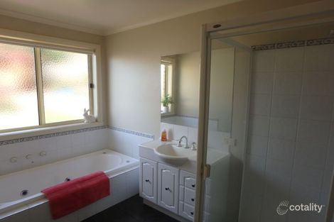 Property photo of 4 McMillan Drive Warragul VIC 3820