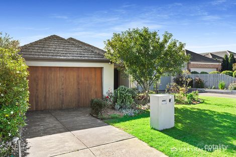 Property photo of 11 Dalsten Grove Mount Eliza VIC 3930