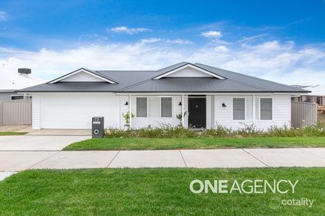 Property photo of 72 Jumbuck Drive Gobbagombalin NSW 2650