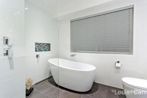 Property photo of 5 Leonards Way Beaumont Hills NSW 2155