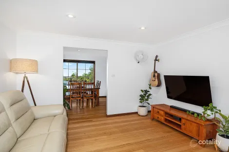 Property photo of 31 Oxley Crescent Mollymook Beach NSW 2539