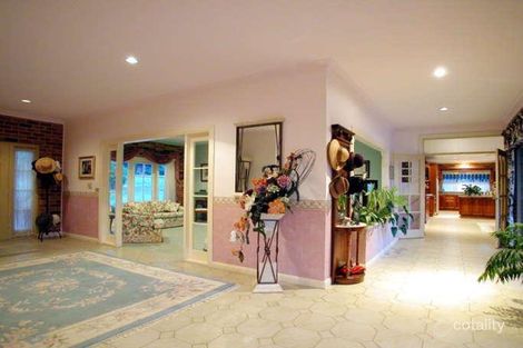 Property photo of 12 William James Drive Mount Kembla NSW 2526