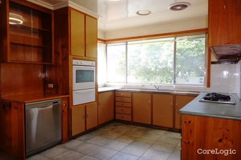 Property photo of 22 Woodbine Grove Chelsea VIC 3196