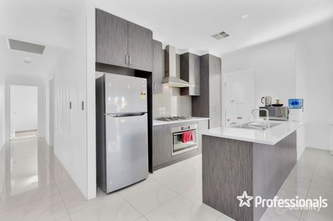 Property photo of 14A Rotsee Place Champion Lakes WA 6111