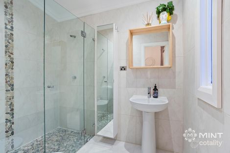 Property photo of 118 Lefroy Road Beaconsfield WA 6162