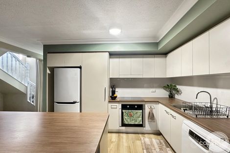 Property photo of 2/4 Camp Street Mundingburra QLD 4812