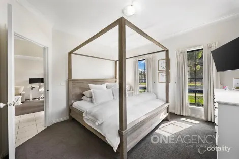 Property photo of 22 Black Avenue Gisborne VIC 3437