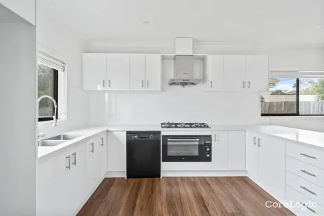 Property photo of 72 Henty Street Reservoir VIC 3073