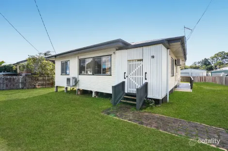 Property photo of 19 Wall Street Bundamba QLD 4304