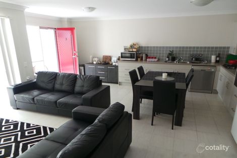 Property photo of 3/1A Woodbury Park Drive Mardi NSW 2259